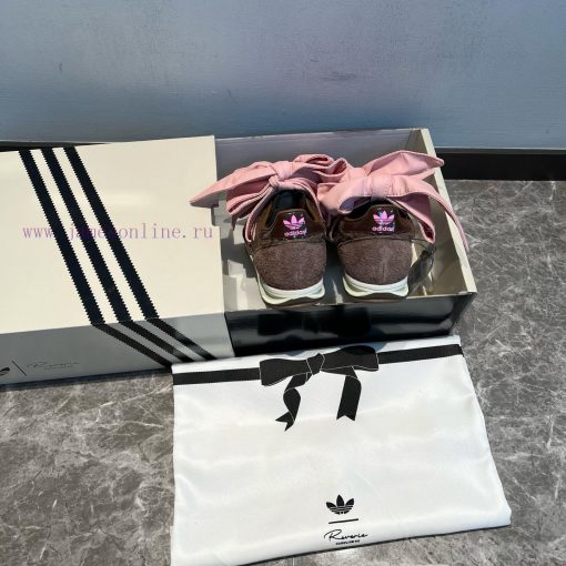 Top Of The Line Caroline Hu X Adidas Originals SL 72 OG Pink ️ The Upper Is Made Of Wool Like M q5s1f0p0 - Image 9
