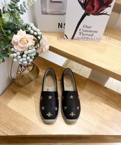 New ProductIn The Early Spring Of 2025 Gucci Has Created Many Imaginative Designs Using The Cla oyk251rc