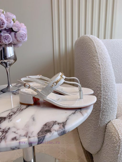 Christian Louboutin's New Crocodile Patterned Thick Heel Sandals Are Simple And Versatile Easy f4lx91h9 - Image 3