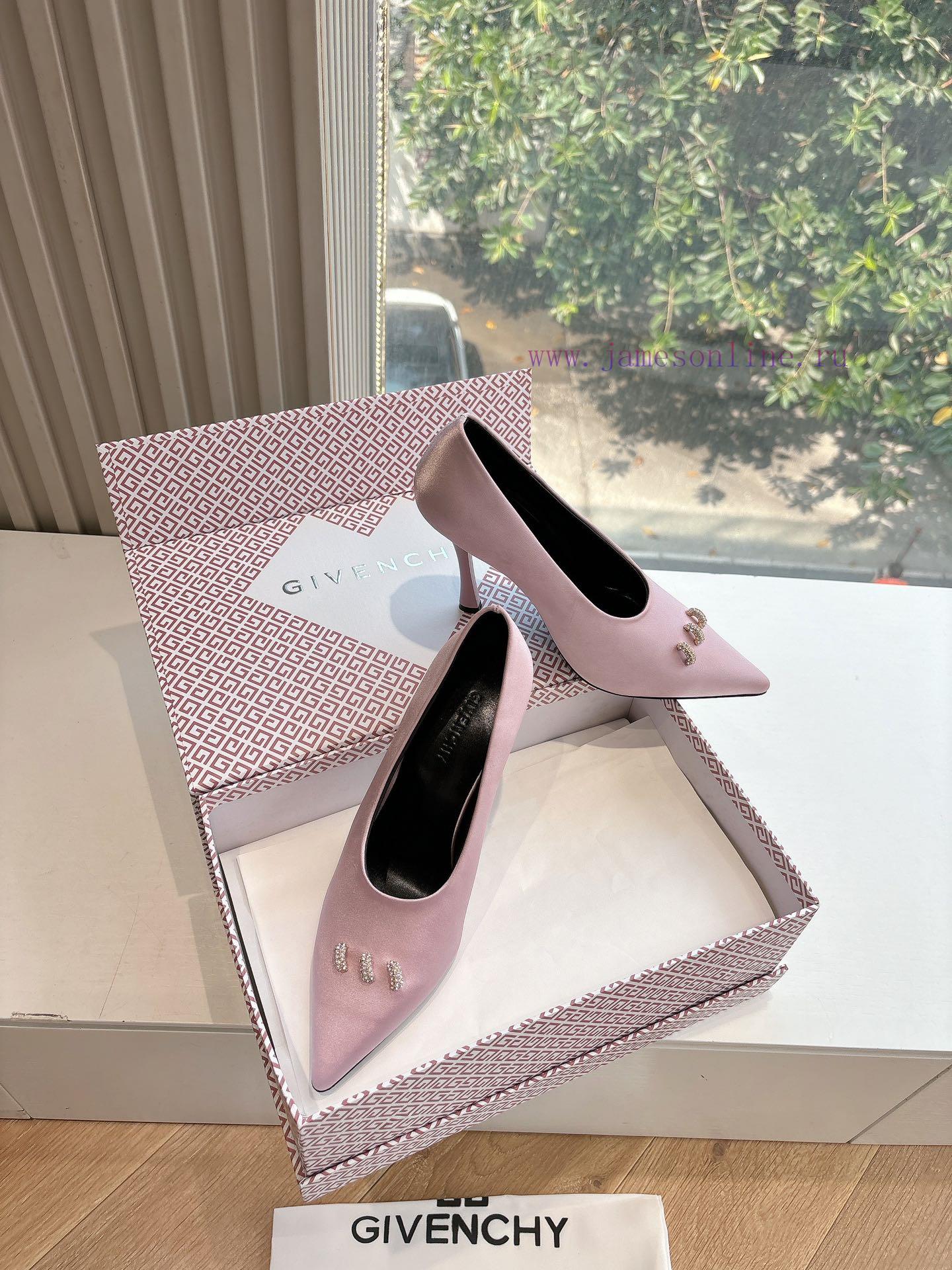 Givenchy Women's Show Ring Decorative High Heels BE402YE High Heels Single Shoes Sandals Are Th d9c8prni - Image 3