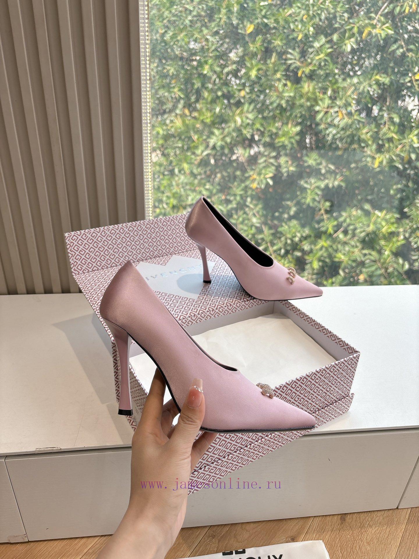 Givenchy Women's Show Ring Decorative High Heels BE402YE High Heels Single Shoes Sandals Are Th d9c8prni - Image 4