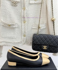 Chanel | Chanel Classic Color Blocked Coarse Matching ShoesClassics Are Perfect When Paired Wit trvl5w13