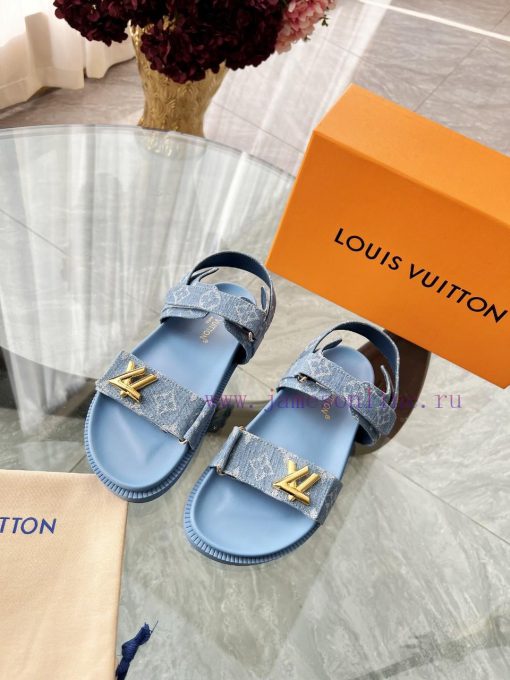 Louis Vuitton's Multi Colored Optional New Slippers Are On The Market With 11 High-end Customiz jd16h2tr - Image 6