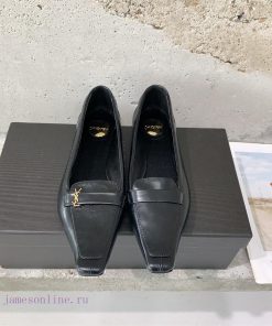 𝗦𝗔𝗜𝗡𝗧𝗟𝗨𝗥𝗘𝗡 * 2025 Spring New Square Head Flat Shoes Shallow Mouth ️ Square Head ️ Is The Favori 5robdamd