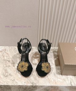 | ²⁰²5 𝐬𝐬  🤍🤎Christian Louboutin | 2025s 𝐒 Original Production Heavy Industry CL New Design Sho a8iolv0t
