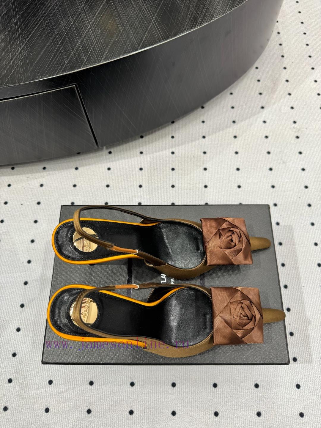𝑺𝒂𝒊𝒏𝒕𝑳𝒂𝒖𝒆𝒏𝒕 25 𝒇𝒘 Spring EditionWho Can Refuse YSL High Heels Claiming To Be The Magic Of Cutti exseh2bu - Image 4