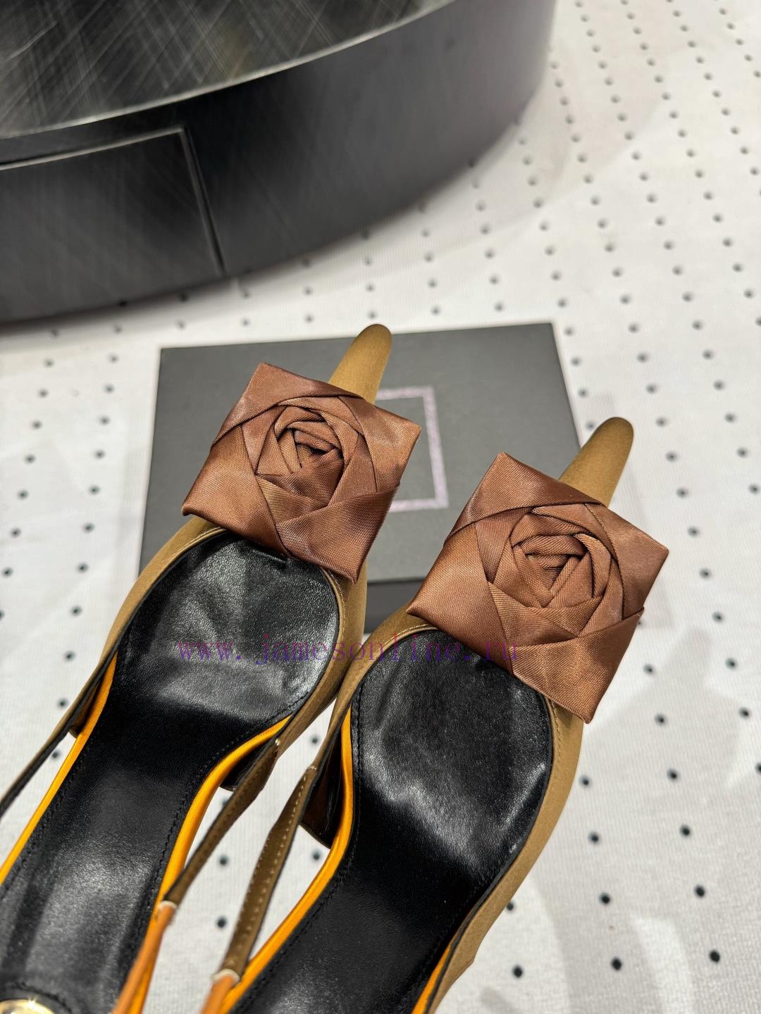 𝑺𝒂𝒊𝒏𝒕𝑳𝒂𝒖𝒆𝒏𝒕 25 𝒇𝒘 Spring EditionWho Can Refuse YSL High Heels Claiming To Be The Magic Of Cutti exseh2bu - Image 7