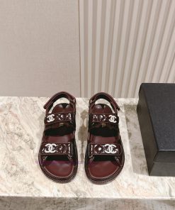 Sandals𝐂𝐡*𝐧𝐞𝐥| ²⁰²5𝐬𝐬  🤍🤎 Chanel's New Summer Synchronized Beach Sandals In Macaron Color Are A qcy1f648