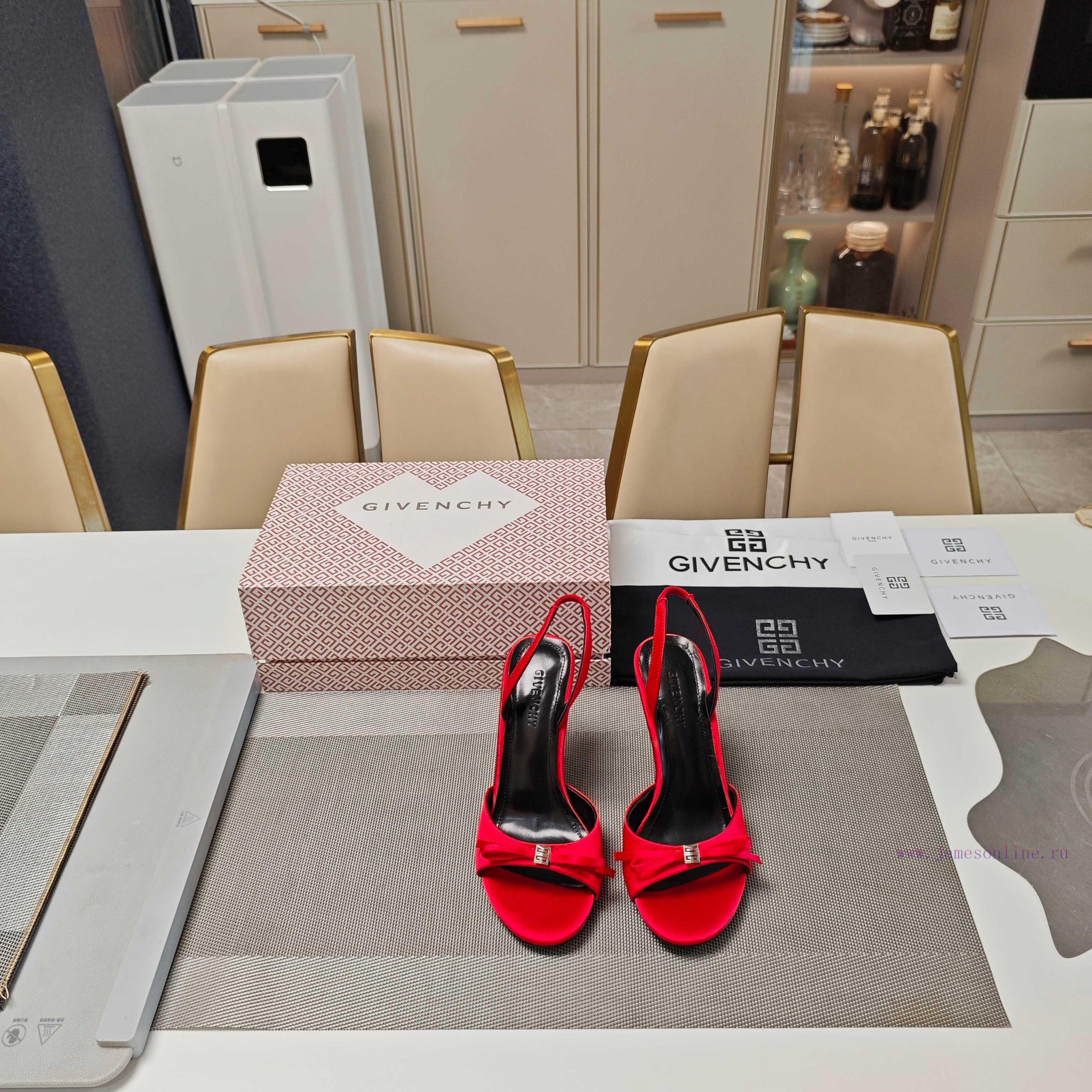 Givenchy (latest Official Packaging Matching 25 Year G-patterned Pink Heart Magnet Box Matching w6wxwikw