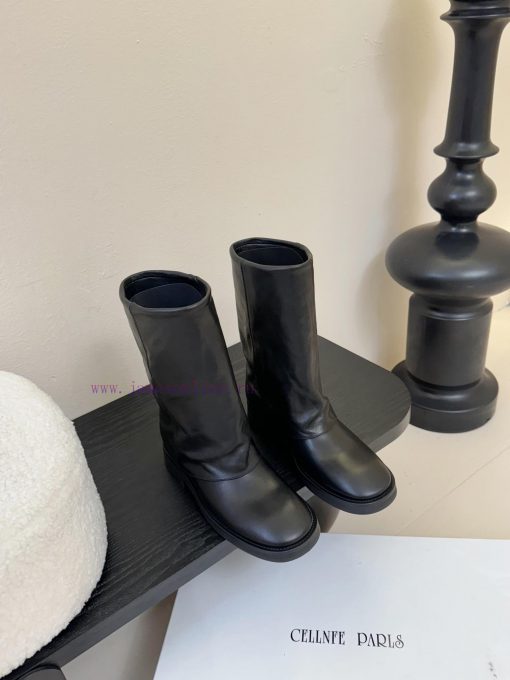 MIISTA Short Boots Are Highly Sought After By Many Internet Celebrities And Bloggers. The Shoe mw42px9u