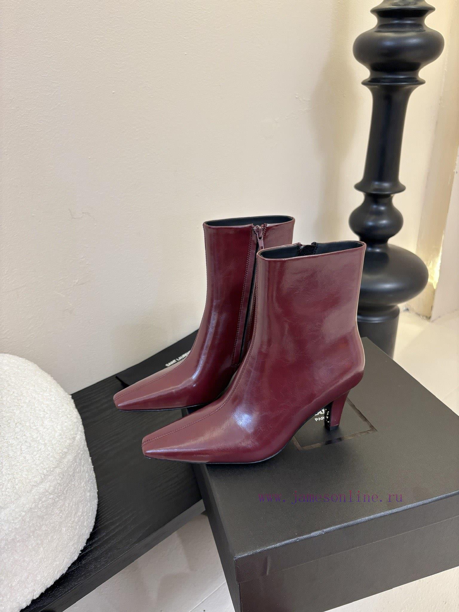 Saint Laurent BootsThe Pointed Toe And Fine Heel Of The Single Item Complement Each Other Addin ncuemm5k - Image 6