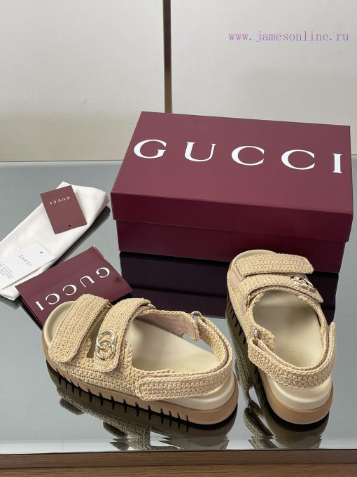 2025 Summer New GUCCi High End Boutique 🧧 Gucci's Early Spring Collection Features Double GG Gu s064vp69 - Image 7