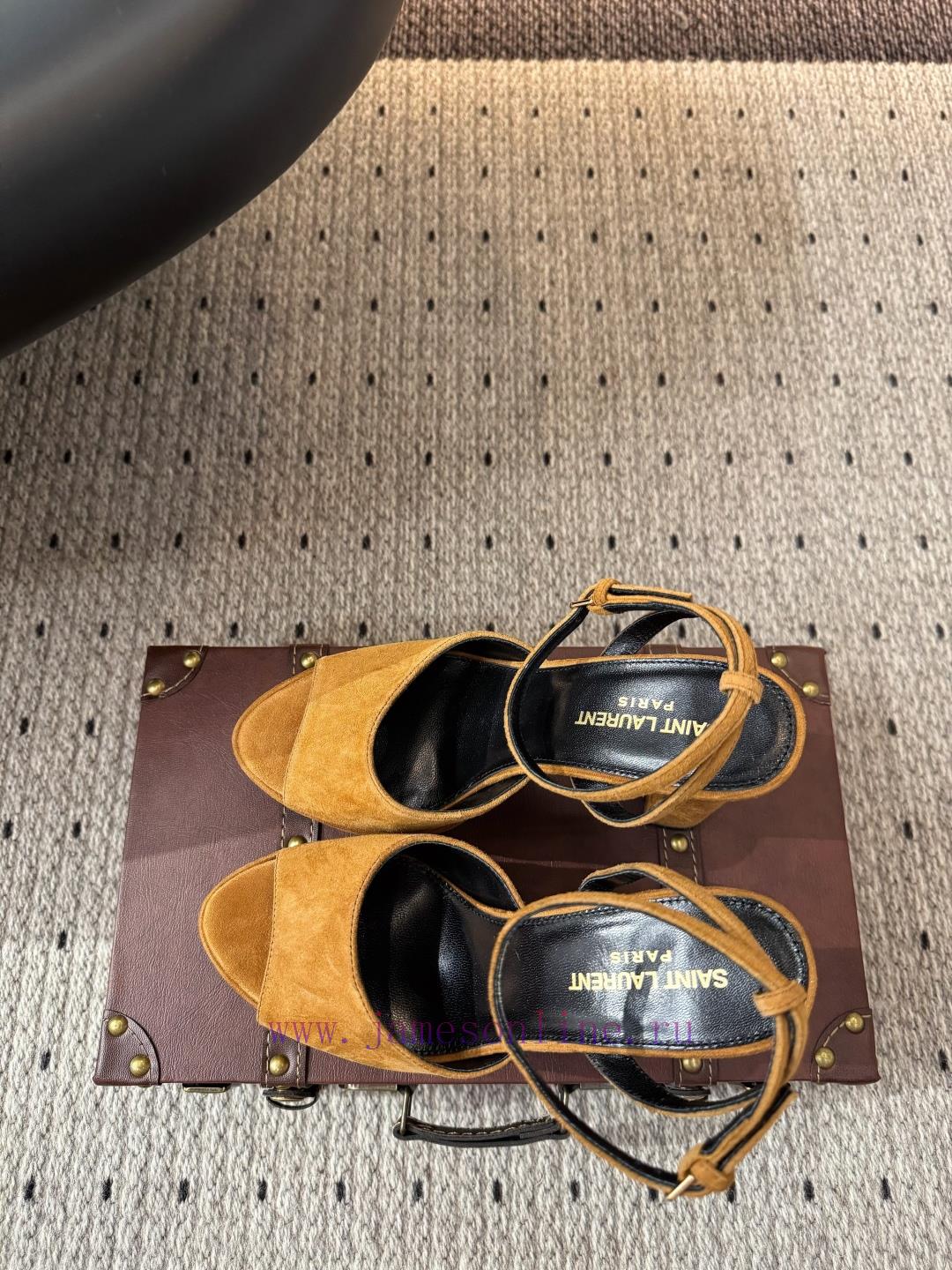 𝑺𝒂𝒊𝒏𝒕𝑳𝒂𝒖𝒆𝒏𝒕 25 𝒇𝒘 Spring EditionWho Can Refuse YSL High Heels Claiming To Be The Magic Of Cutti 7cd6o7jk - Image 3