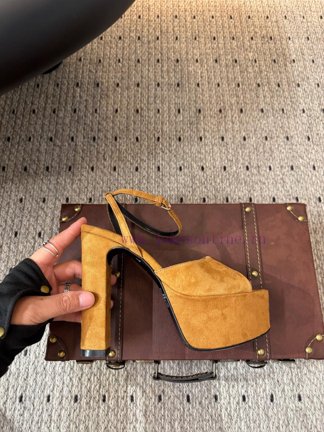 𝑺𝒂𝒊𝒏𝒕𝑳𝒂𝒖𝒆𝒏𝒕 25 𝒇𝒘 Spring EditionWho Can Refuse YSL High Heels Claiming To Be The Magic Of Cutti 7cd6o7jk - Image 5