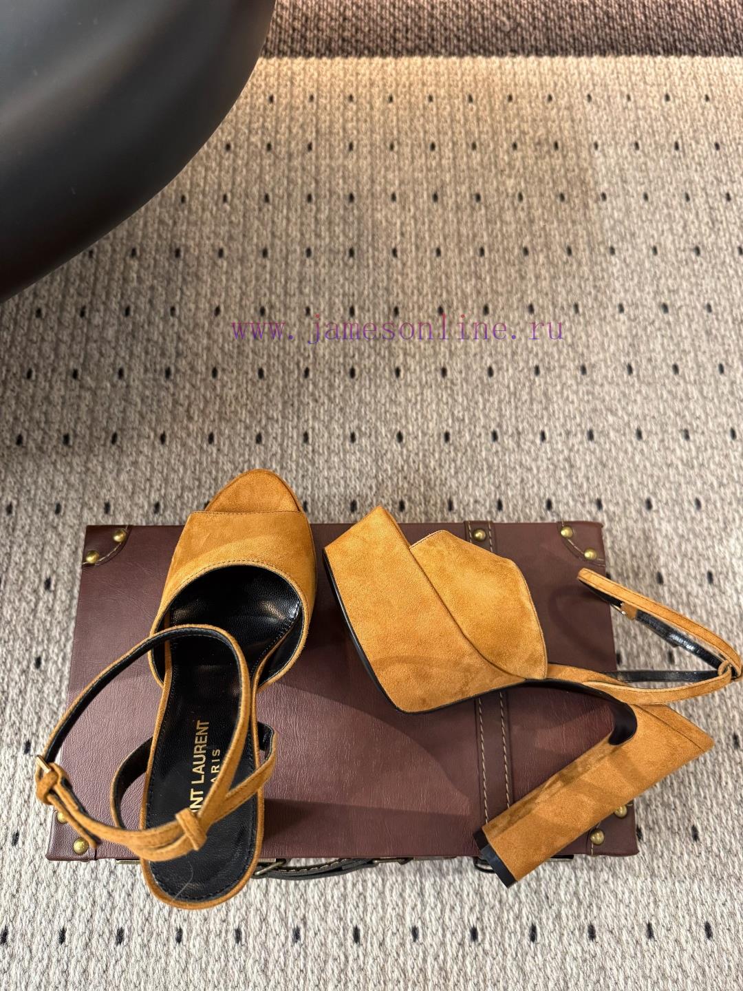 𝑺𝒂𝒊𝒏𝒕𝑳𝒂𝒖𝒆𝒏𝒕 25 𝒇𝒘 Spring EditionWho Can Refuse YSL High Heels Claiming To Be The Magic Of Cutti 7cd6o7jk - Image 7