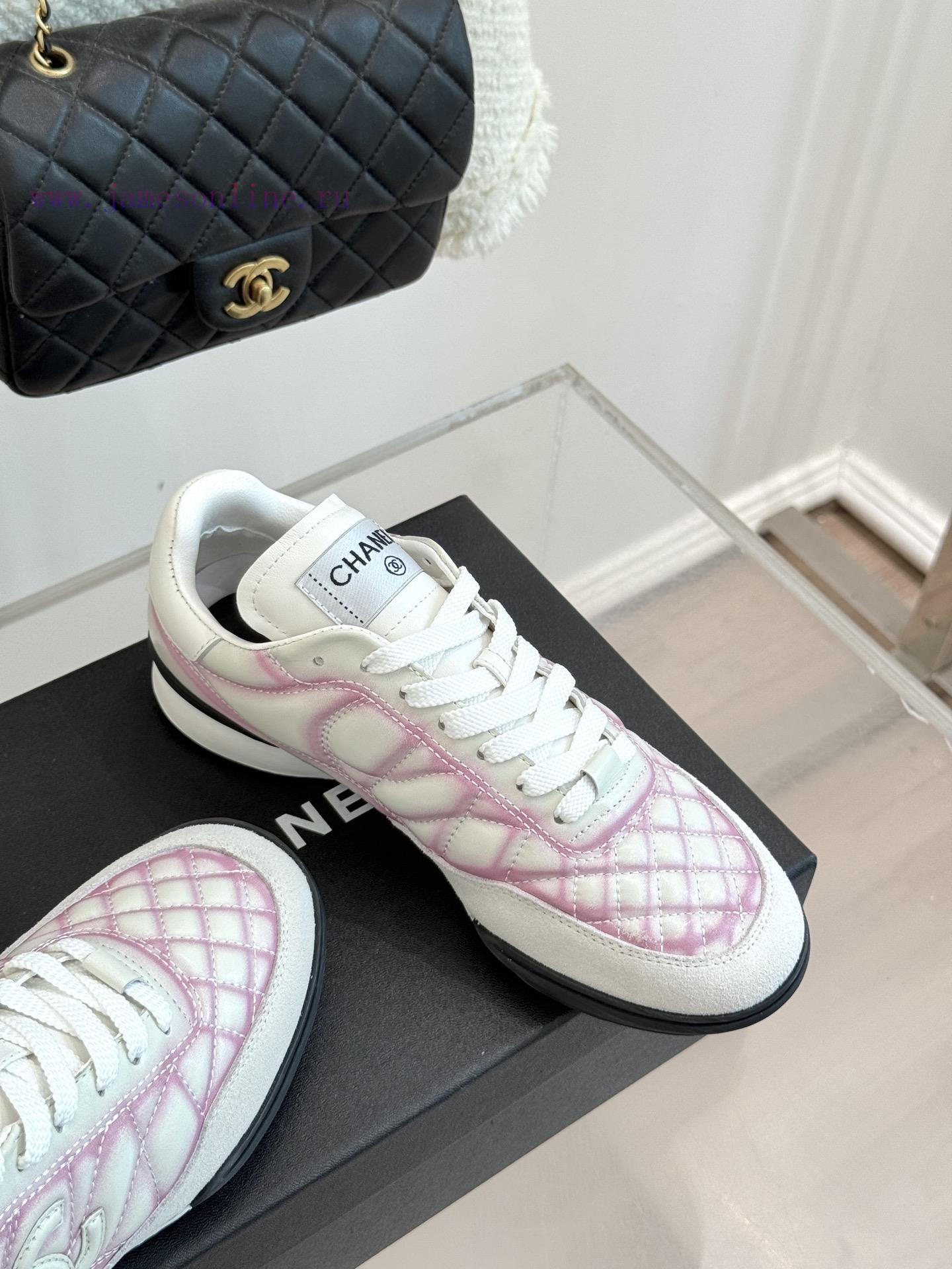 Chanel | Classic Diamond Grid Retro ChanelLeisure Sports ShoesClassic Diamond Patterned Sheepsk qtcjrrfo - Image 6