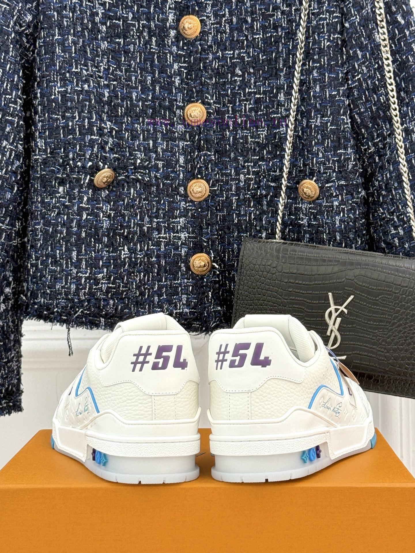 L * V Donkey Brand Classic Couple Style Business Customized Casual Sports Board ShoesThe LV Tra v54vljs6 - Image 7