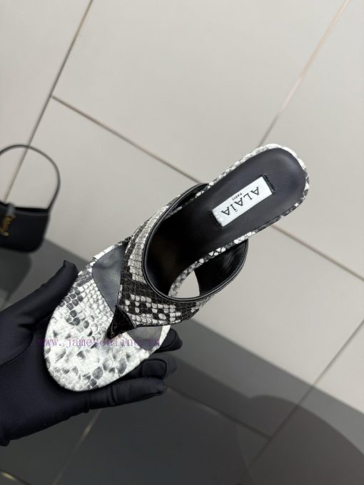 ALA ࠖ A Triangle Flat Slippers | HIGH LOVE | | | ALA ࠖ A | HIGH LOVEEvery Person In A Big Onlin cg7p1kcb - Image 9