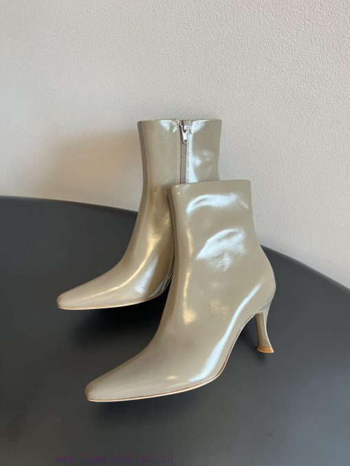 Top QualityBy Far 25SS Autumn/Winter New Style Full Leather Edition Kitten And New Short BootsT 496uja1j - Image 3