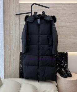 AH718 New Down Jacket ️PRADA Triangle Logo Long Fox Hair Collar 90% White Goose Down Jacket W 5meyp3sn
