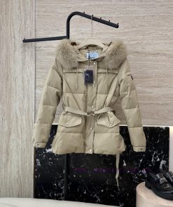 P-8516 New Down Jacket ️Prada Triangle Logo Oversized Fox Fur Collar With Belt 90% White Goos awseqg8i