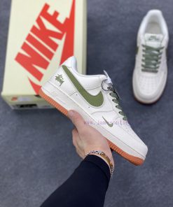 Overseas Limited Edition Release Of Nike Air Force 1 '07 Low "Stusey Collaboration - Grass Gree luqd0w1h