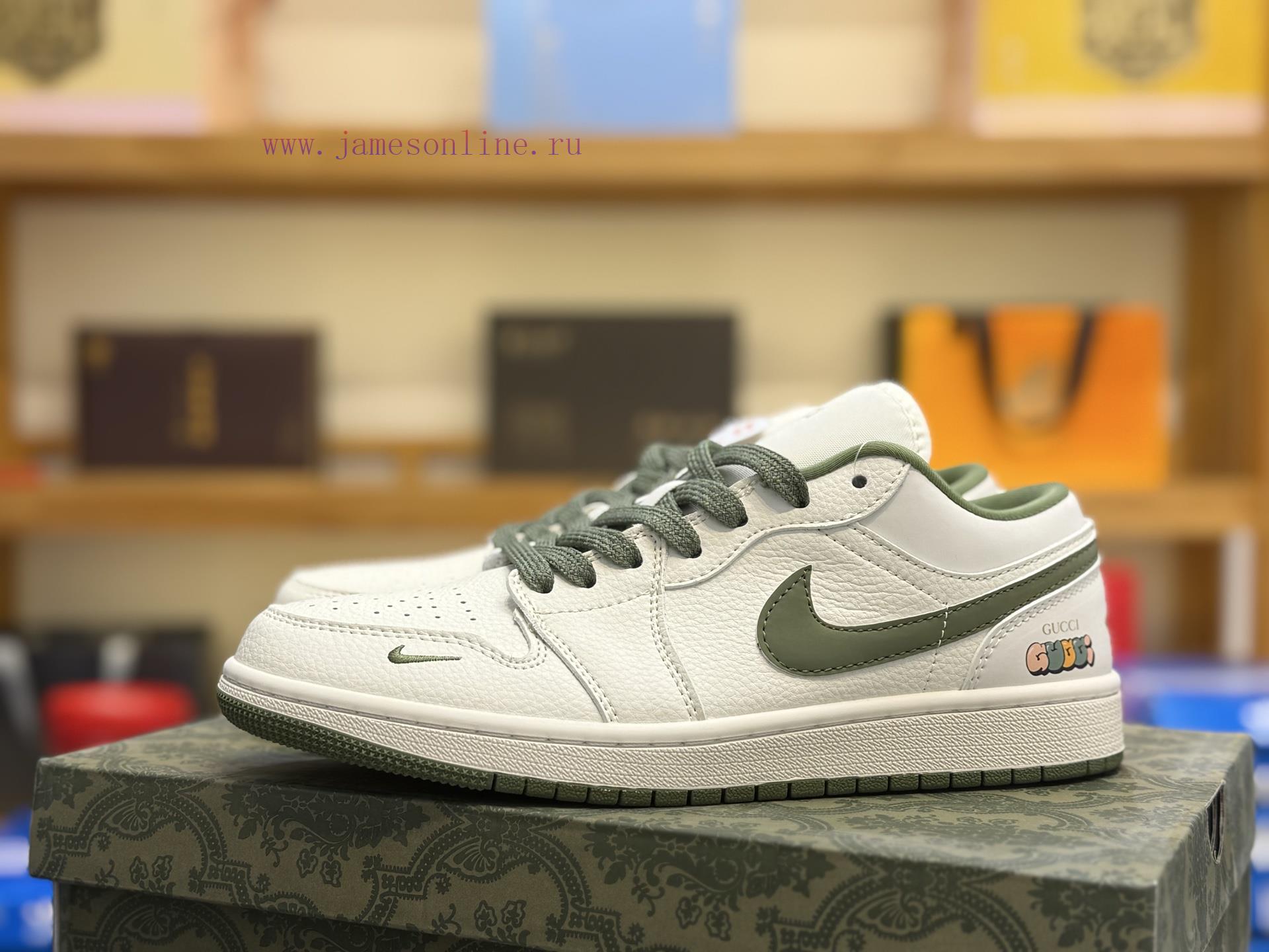 Nike Air Jordan 1 Low Custom Color SchemeCustomized AJ Collaboration - High-end Customized Low kjqs87g5 - Image 4