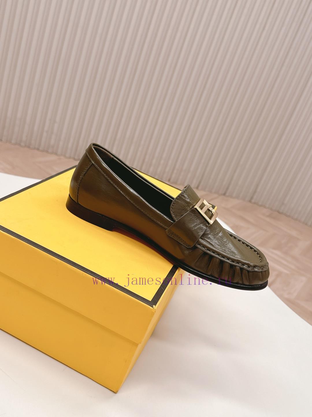Fendi 26 Spring Collection New Single Shoes Small Leather Shoes Le Fu Shoe Last Type Versatile am6gjdg8 - Image 6