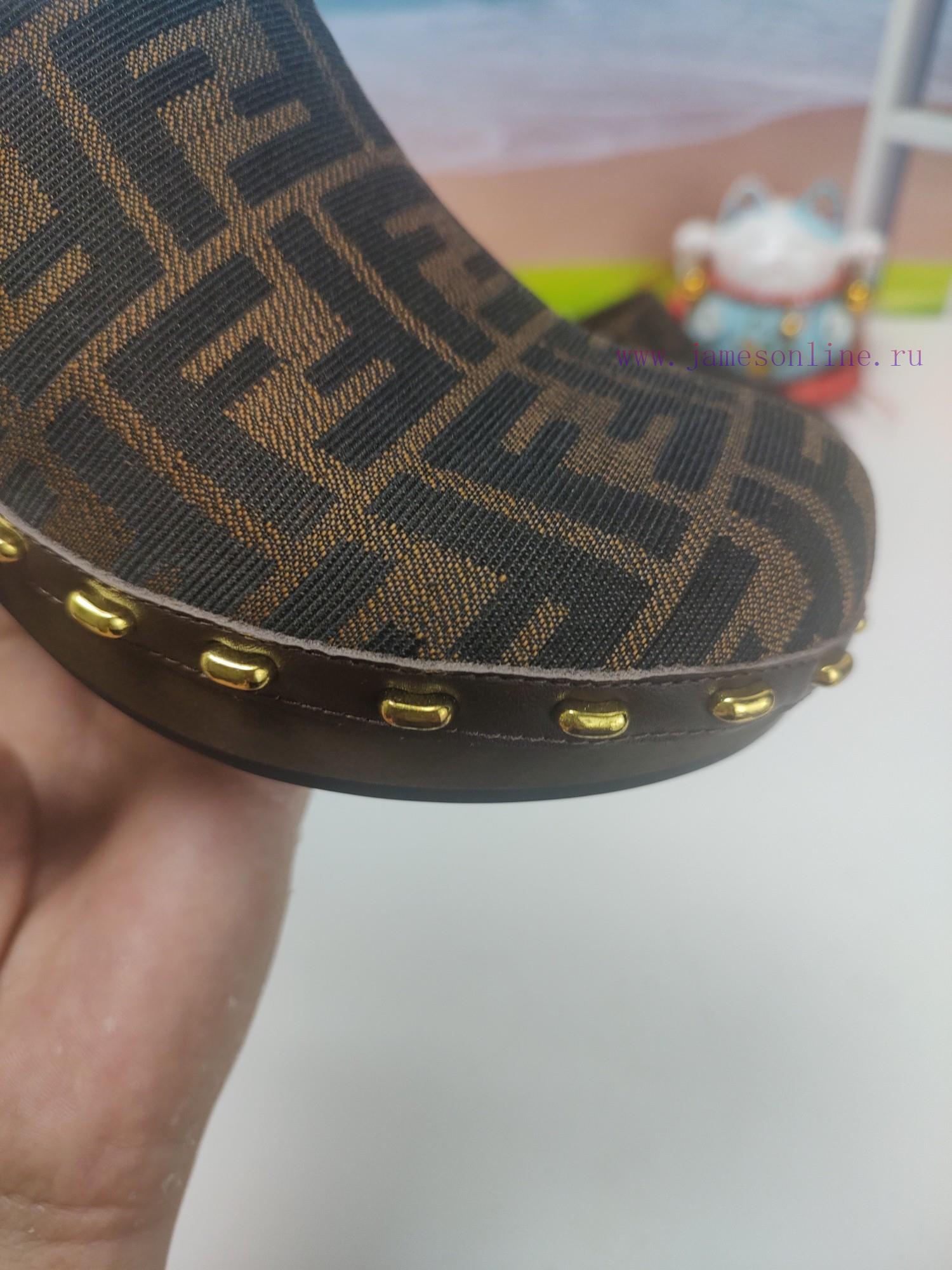 Fendi Spring Edition Is The First To Be Released Inspired By The Classic Wooden Soled Baguette mifhjj61 - Image 6
