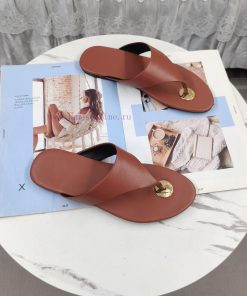 YSL Launches The New 2024 Model With A Flat Bottomed Toe TrailerPerfect Attention To DetailUlti 12rwjnu2