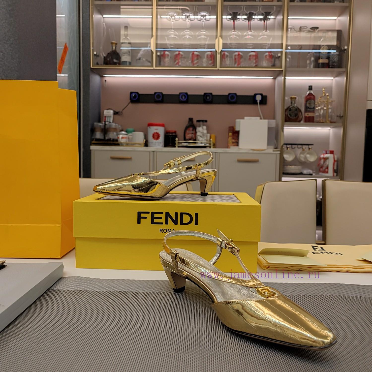Small Cone And V-shaped Strap Metal Double F Buckle Mueller Sandals SeriesFendi Top Edition 202 74ndpt9w - Image 5