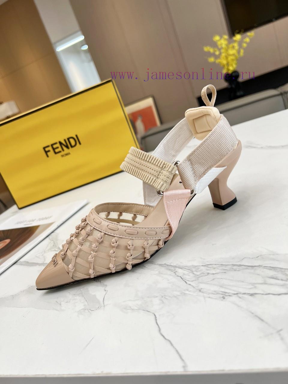 Fendi's New Women's Shoes Feature A Unique Design And A Perfect Interpretation Of Avant-garde S n9iqnbq2 - Image 7