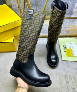 FENDI's Latest Popular Vintage High Top Boots Made Of Black Cowhide With Vintage Fabric Featuri dvel89f3