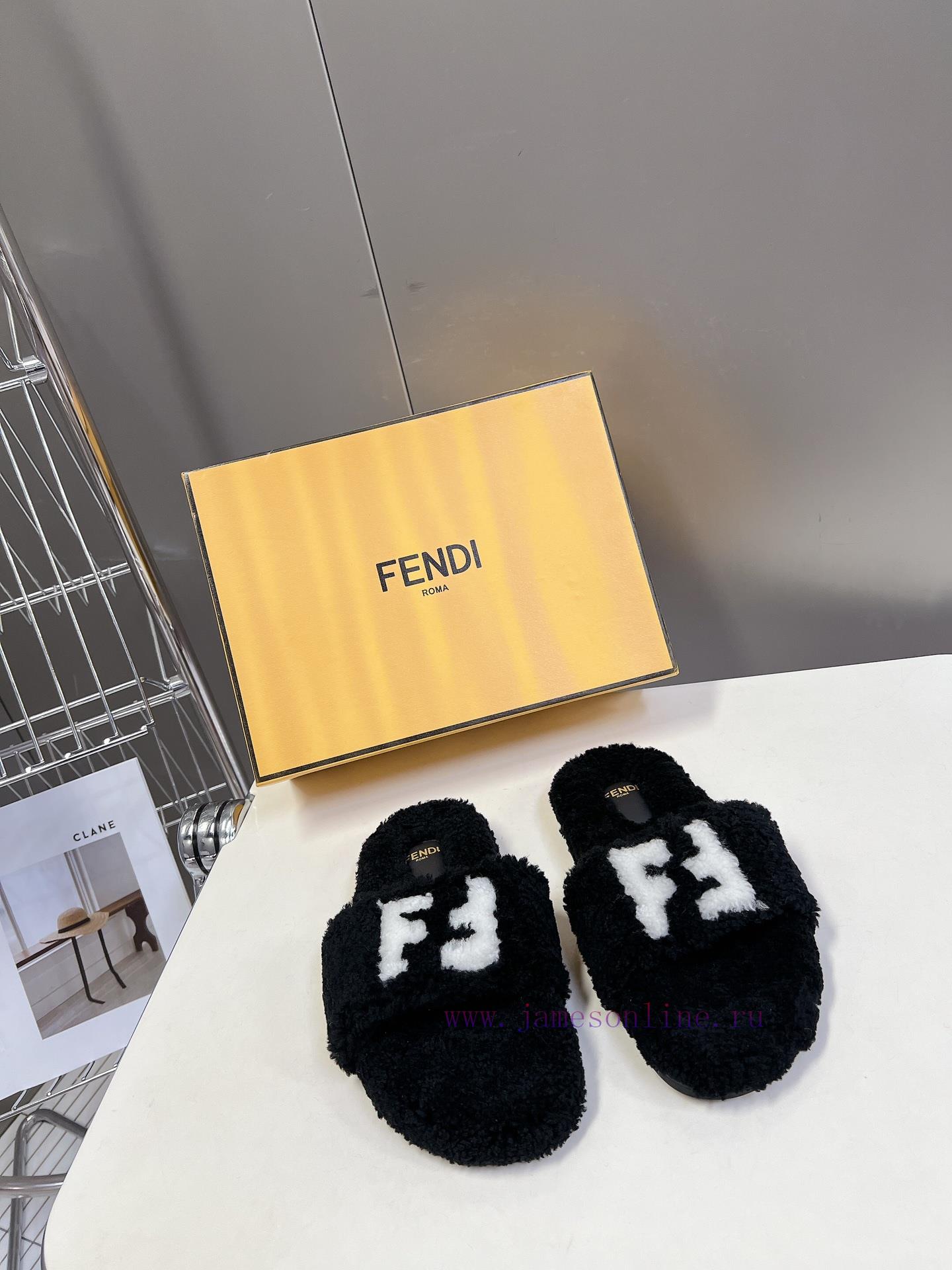 FENDI's New Autumn And Winter Fur Mop Is An Essential Item Every Autumn And Winter. Not Only Is l2zy57hw