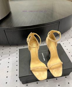𝑺𝒂𝒊𝒏𝒕𝑳𝒂𝒖𝒓𝒆𝒏𝒕 Black Gold High Heels Which Girl Doesn't Love Them They Really Decorate Her Leg Sh oze24jmj