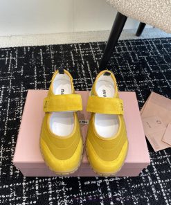Purchasing GradeMiuMiu 25ss Spring/Summer New Edition Mary Jane Biscuit Shoes Casual Sports Sho n2t4zcqr
