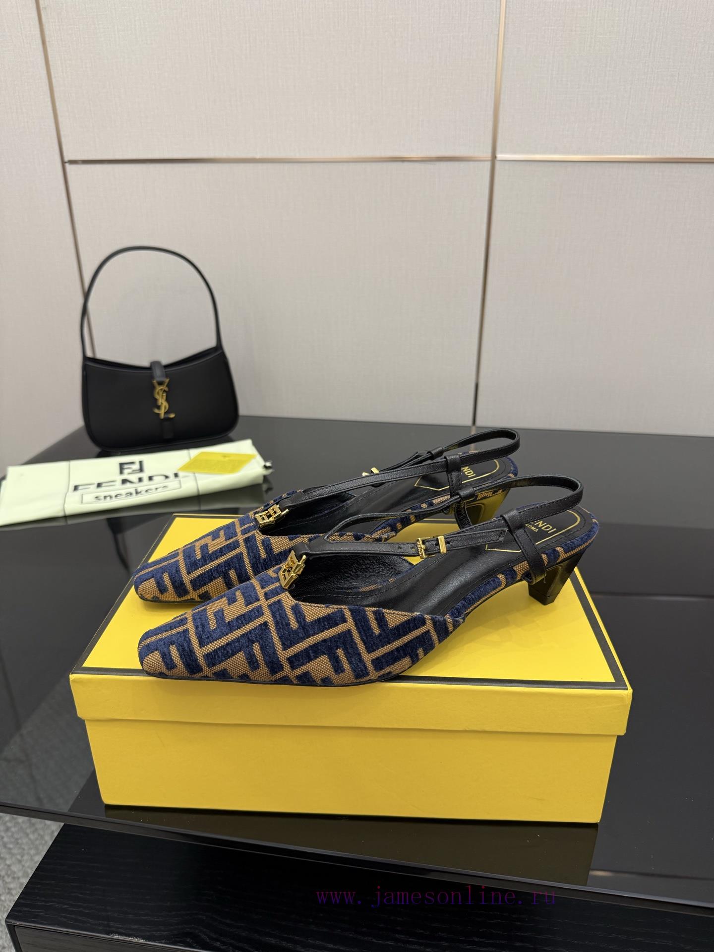 𝙁𝙀𝙉𝘿𝙄 New Fendi FFold Square Head Snell Dew Heel SandalsSquare Toe Open Heel Shoes With Origina o9ro5wmd - Image 5