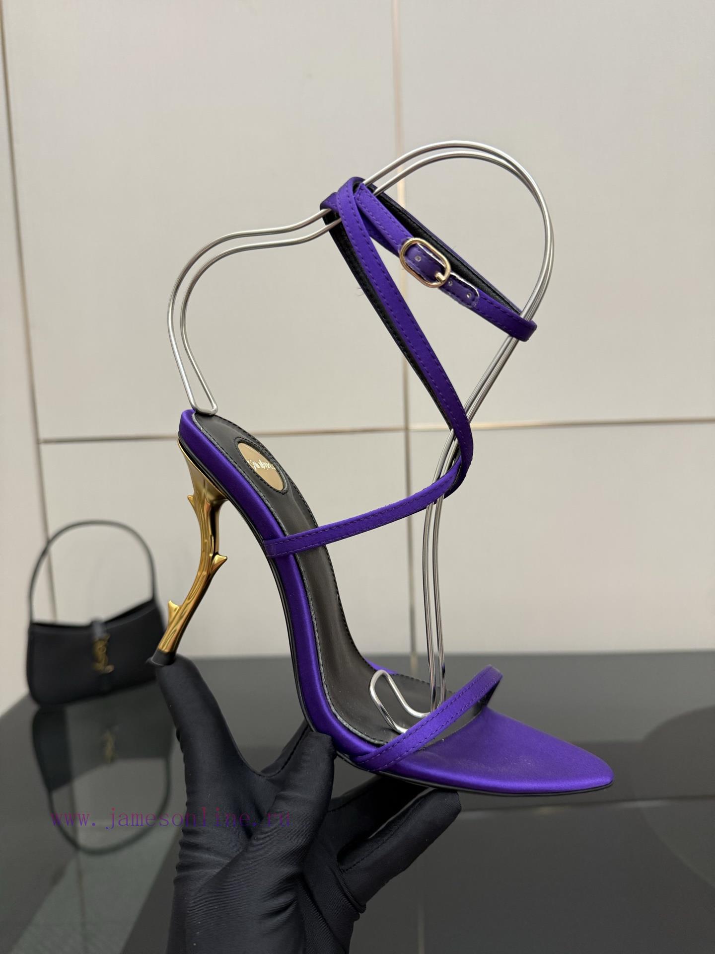 Saint Laurent | Stunningly Beautiful High Heels With ThornsWho Can Refuse YSL High Heels Claimi fybnie30 - Image 8