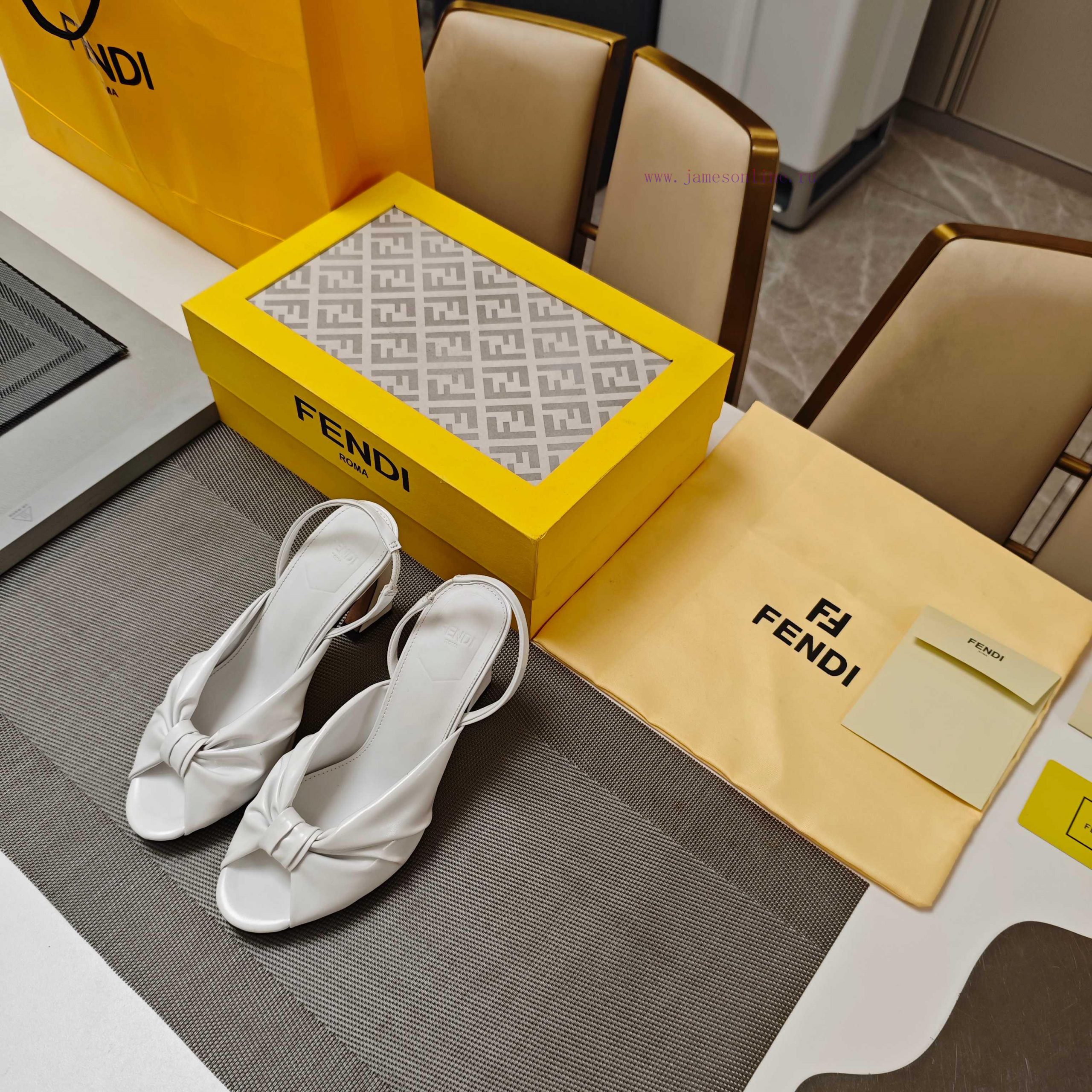 The High-heeled Knot Tied Sandals Sought After By 25SS Stars "Song Yuqi Zhou Xiao's Same Slope a6tqzatj - Image 3