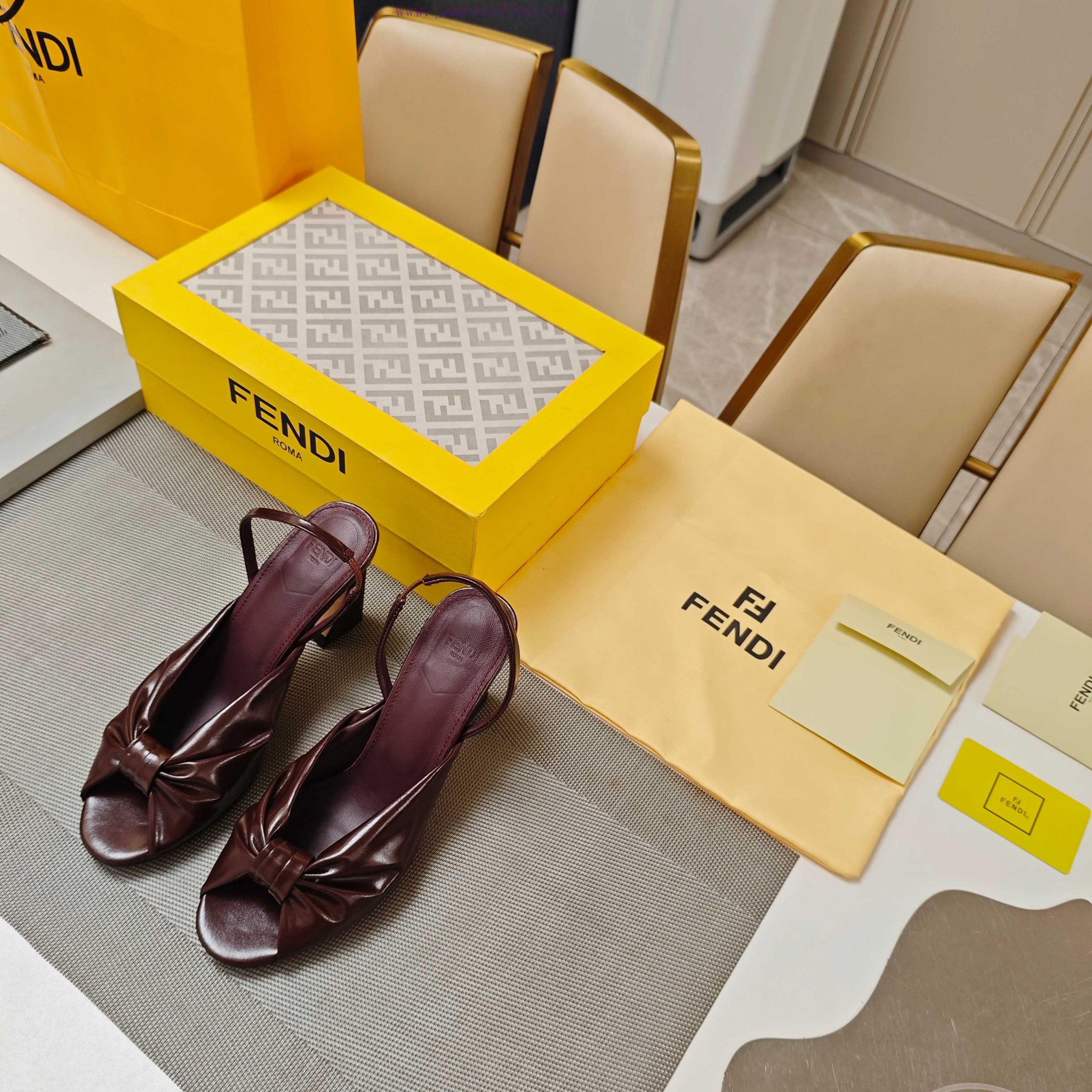 The High-heeled Knot Tied Sandals Sought After By 25SS Stars "Song Yuqi Zhou Xiao's Same Slope n60oqdvl - Image 3