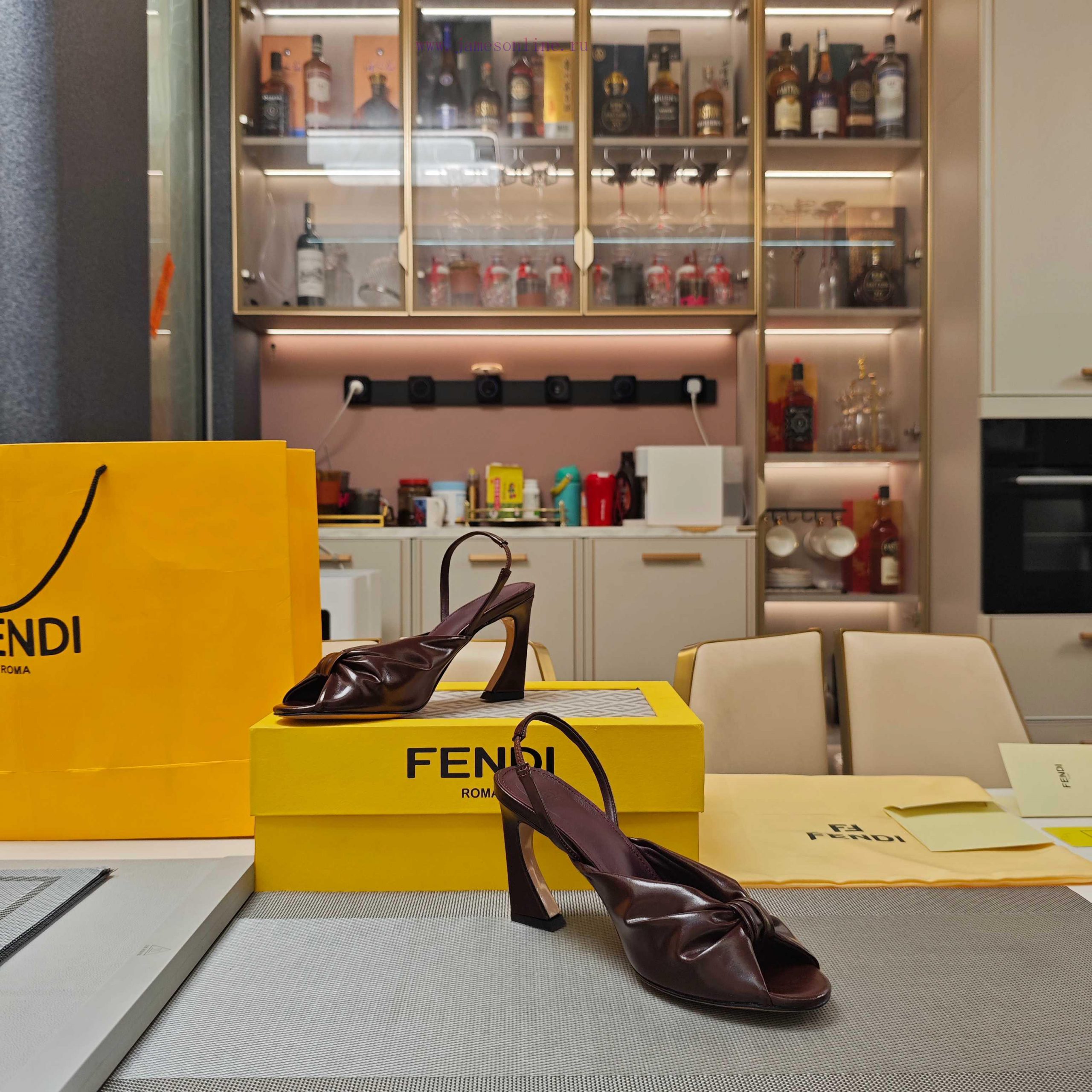 The High-heeled Knot Tied Sandals Sought After By 25SS Stars "Song Yuqi Zhou Xiao's Same Slope n60oqdvl - Image 5