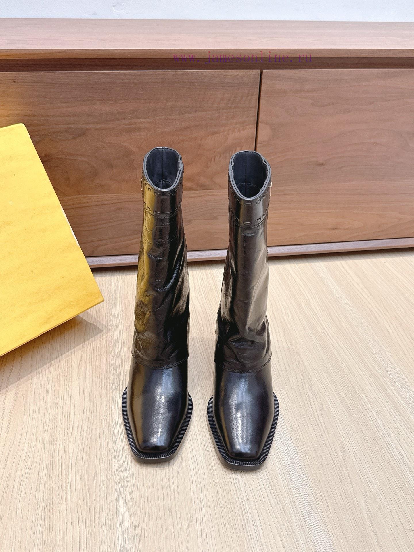 Purchasing GradeFendi's Classic Autumn And Winter Boots Have Become Popular Featuring A Combina 2ukucgvh - Image 2