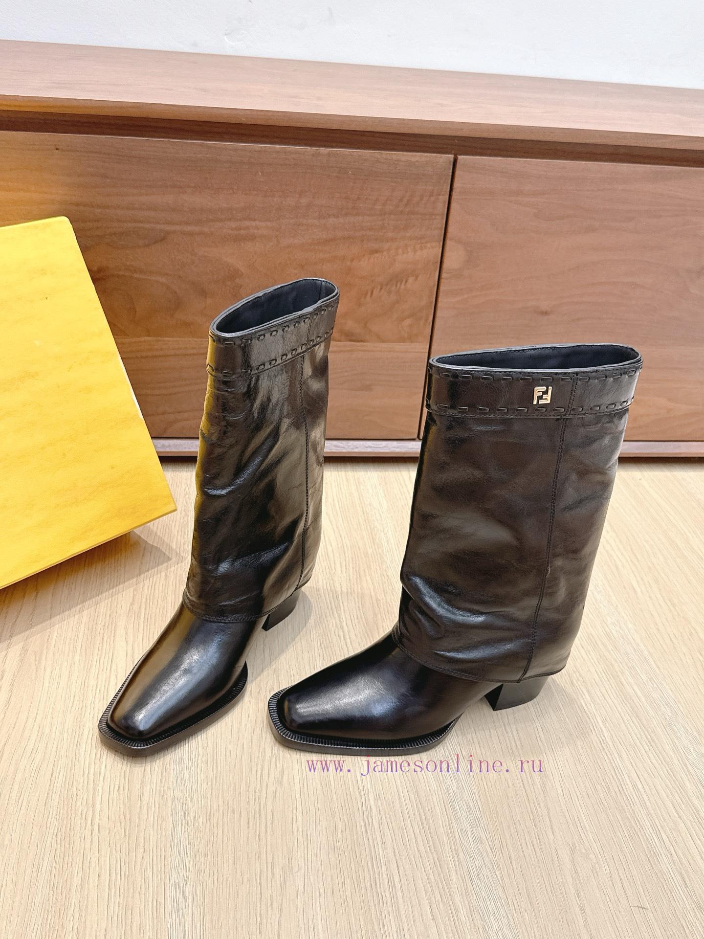 Purchasing GradeFendi's Classic Autumn And Winter Boots Have Become Popular Featuring A Combina 2ukucgvh - Image 3
