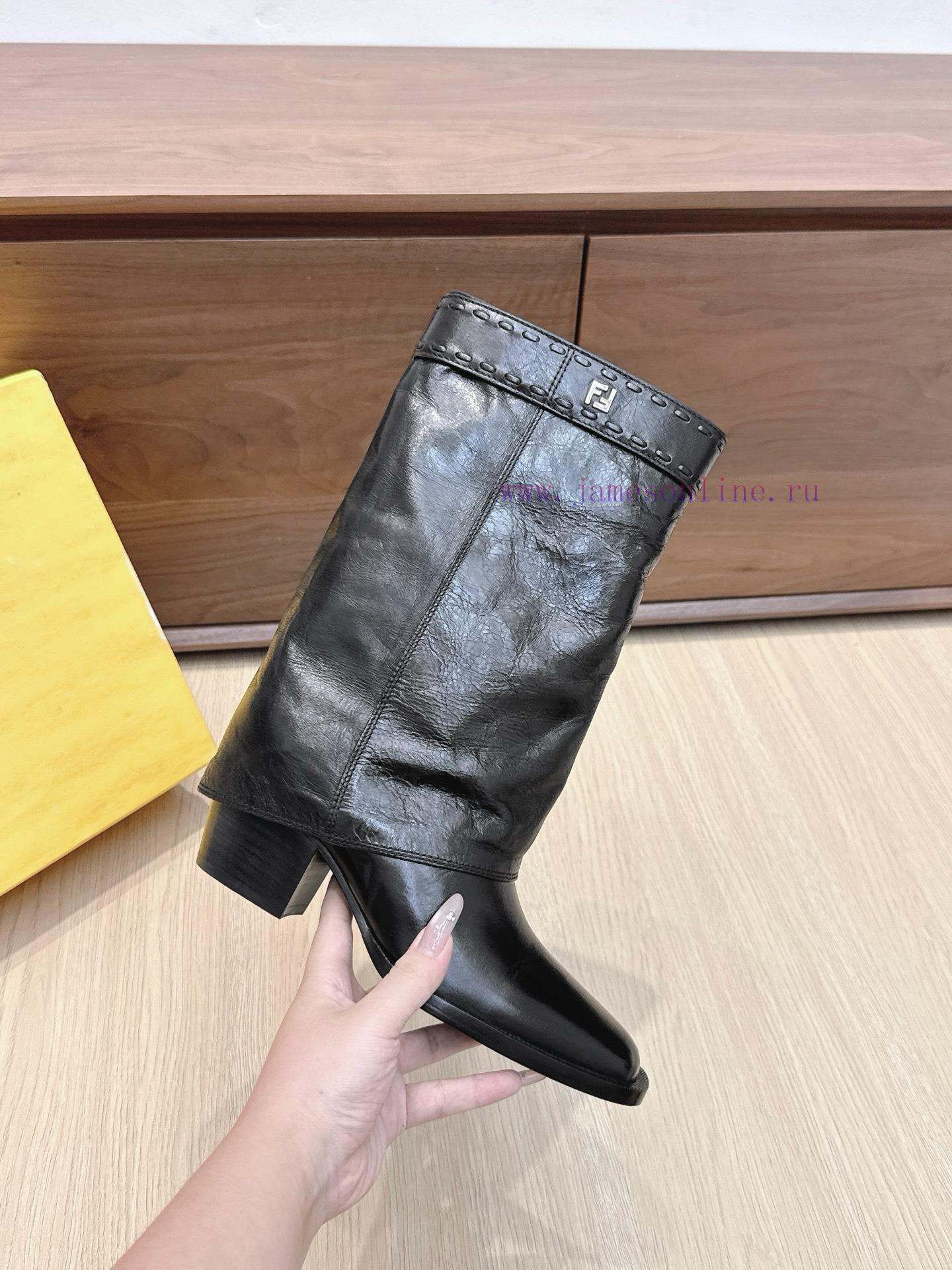 Purchasing GradeFendi's Classic Autumn And Winter Boots Have Become Popular Featuring A Combina 2ukucgvh - Image 6