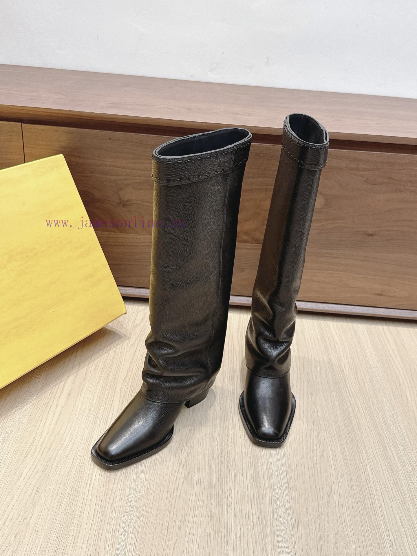 Purchasing GradeFendi's Classic Autumn And Winter Boots Have Become Popular Featuring A Combina rdxyp92o - Image 4