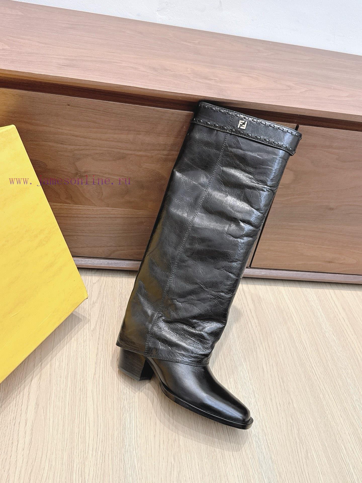 Purchasing GradeFendi's Classic Autumn And Winter Boots Have Become Popular Featuring A Combina 4gdu9zr4 - Image 6