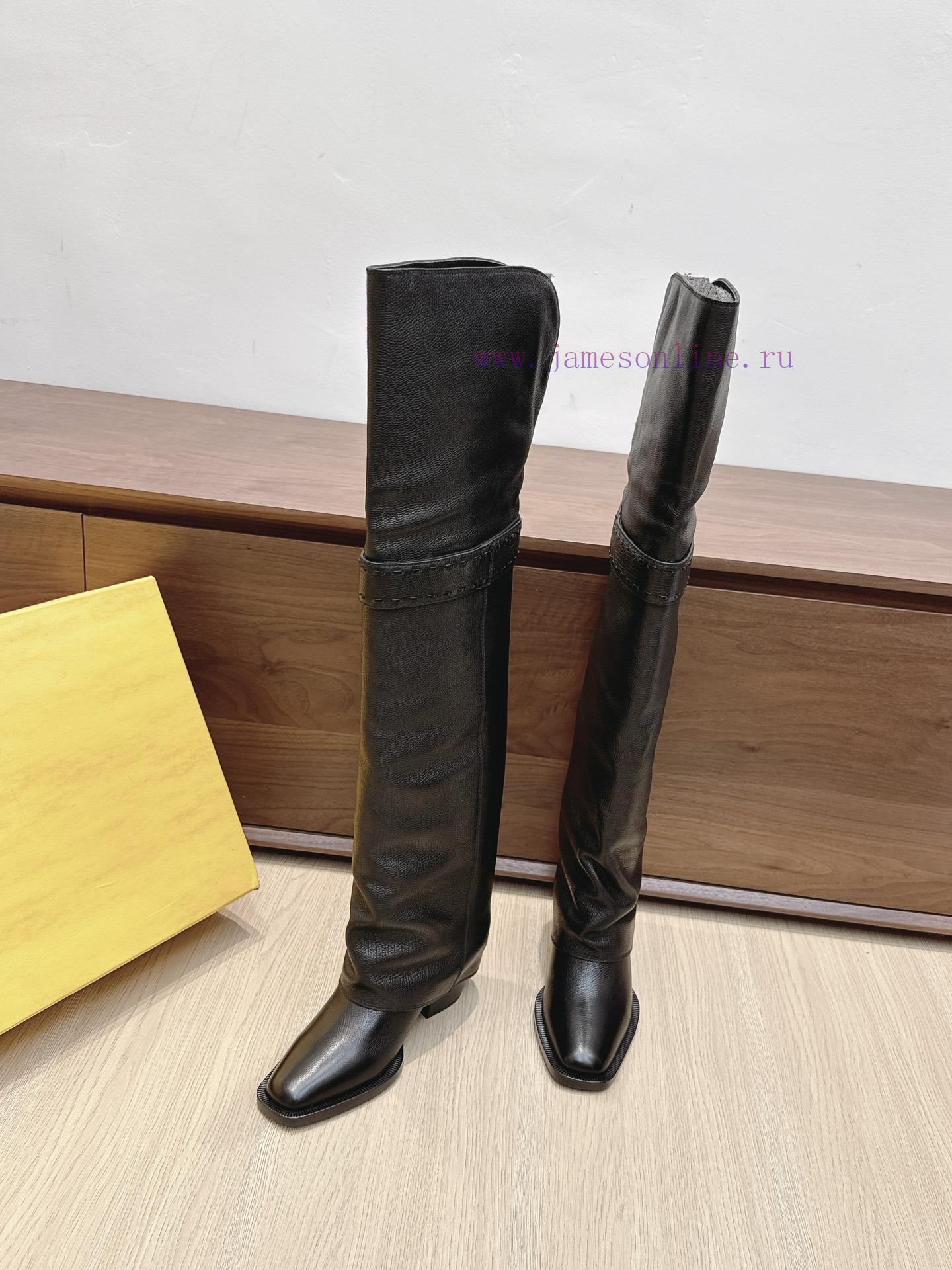 Purchasing GradeFendi's Classic Autumn And Winter Boots Have Become Popular Featuring A Combina suz7ysjq - Image 4