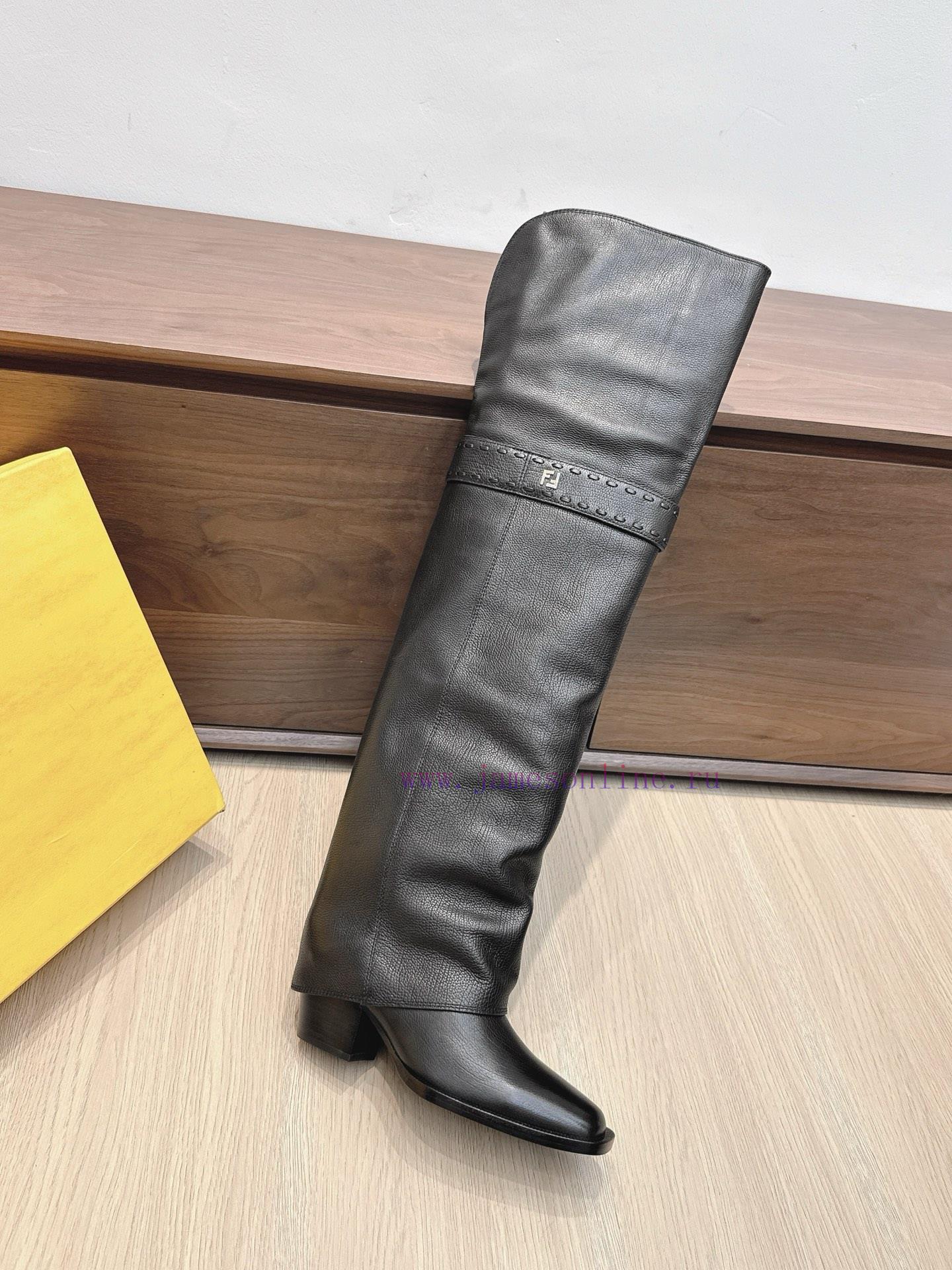 Purchasing GradeFendi's Classic Autumn And Winter Boots Have Become Popular Featuring A Combina suz7ysjq - Image 6