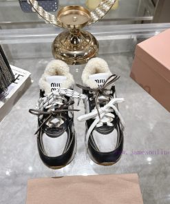 Top Tier Purchasing AgentMiuMiu/Miu Miu 25ss New Arrival~Miu Miu Miu 2025 Fashion Show New Retr b94jn9nq