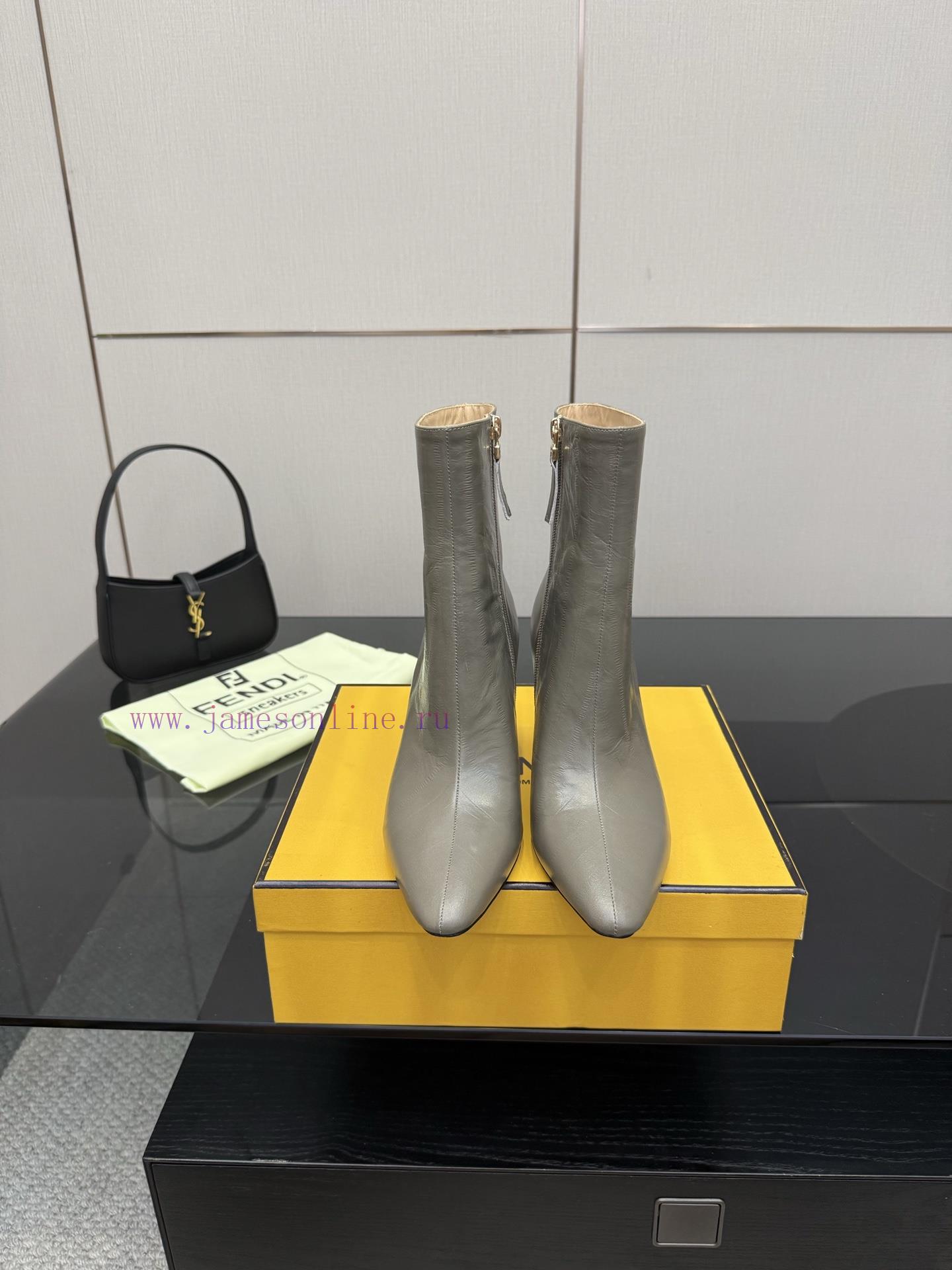 FENDI Arco Blind Eel Leather BootsThis Cylindrical Boot Features A Tapered Toe And High Heel De dlb07e30